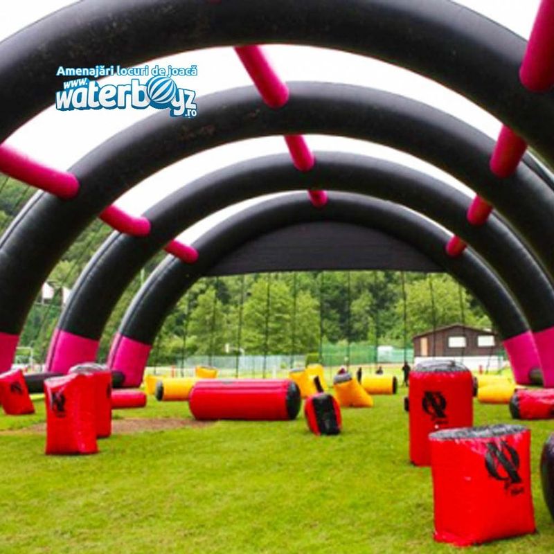 Amenajare Laser Tag gonflabil profesional pentru exterior