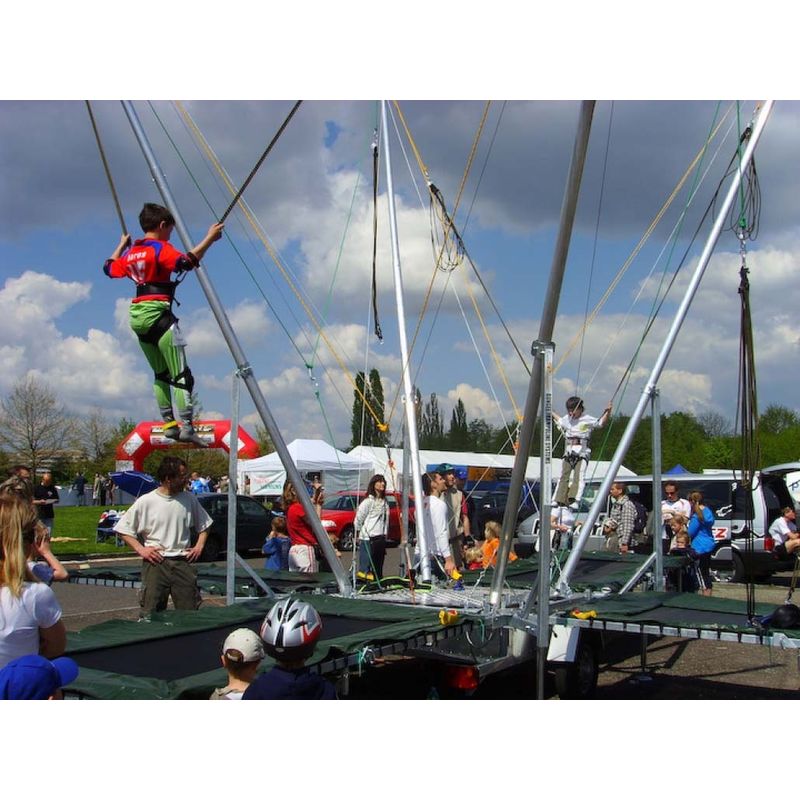 Trambulina Bungee Jumping cu 4 locuri si remorca, greutate maxima 998kg