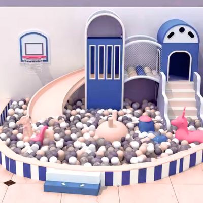 Zona de copii 0-3 ani Zona de copii 0-3 ani