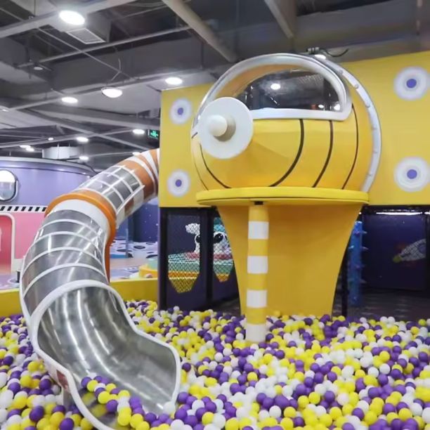 Complete indoor playground Lulu