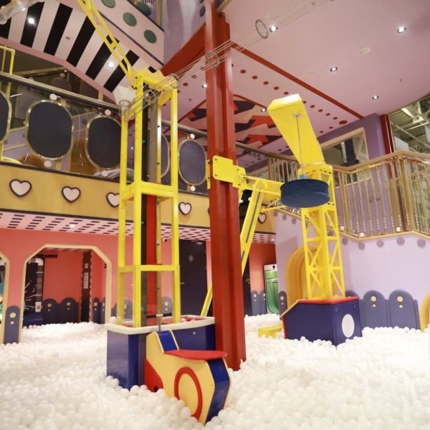 Ball launcher with pedal