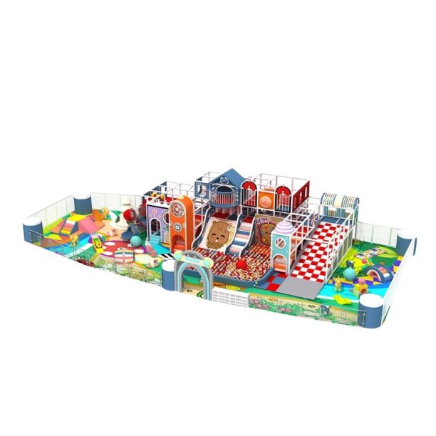 Amenajare completa loc de joaca de interior la cheie Twist World, 3-12 ani