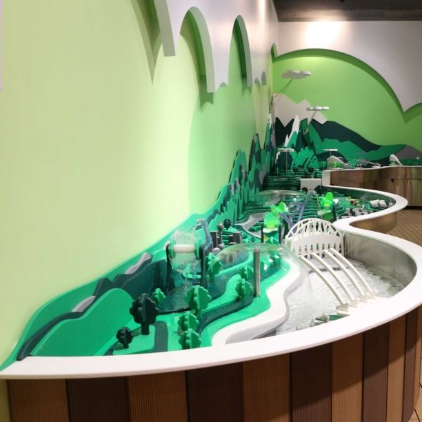 Masa interactiva cu apa pentru copii, 650x200x130 cm, +3 ani