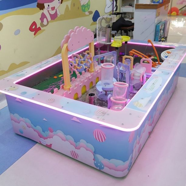 Masa interactiva high tech AR cu apa, 2200x1400x950 cm, +3 ani