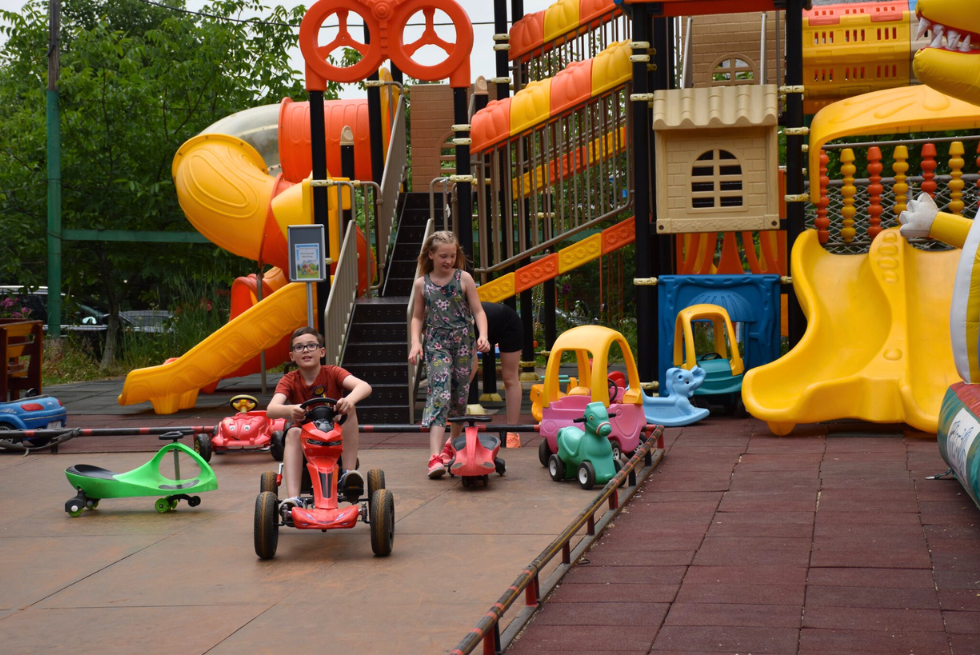 Amenajare complex de joaca exterior Hotel Riviera, Mamaia