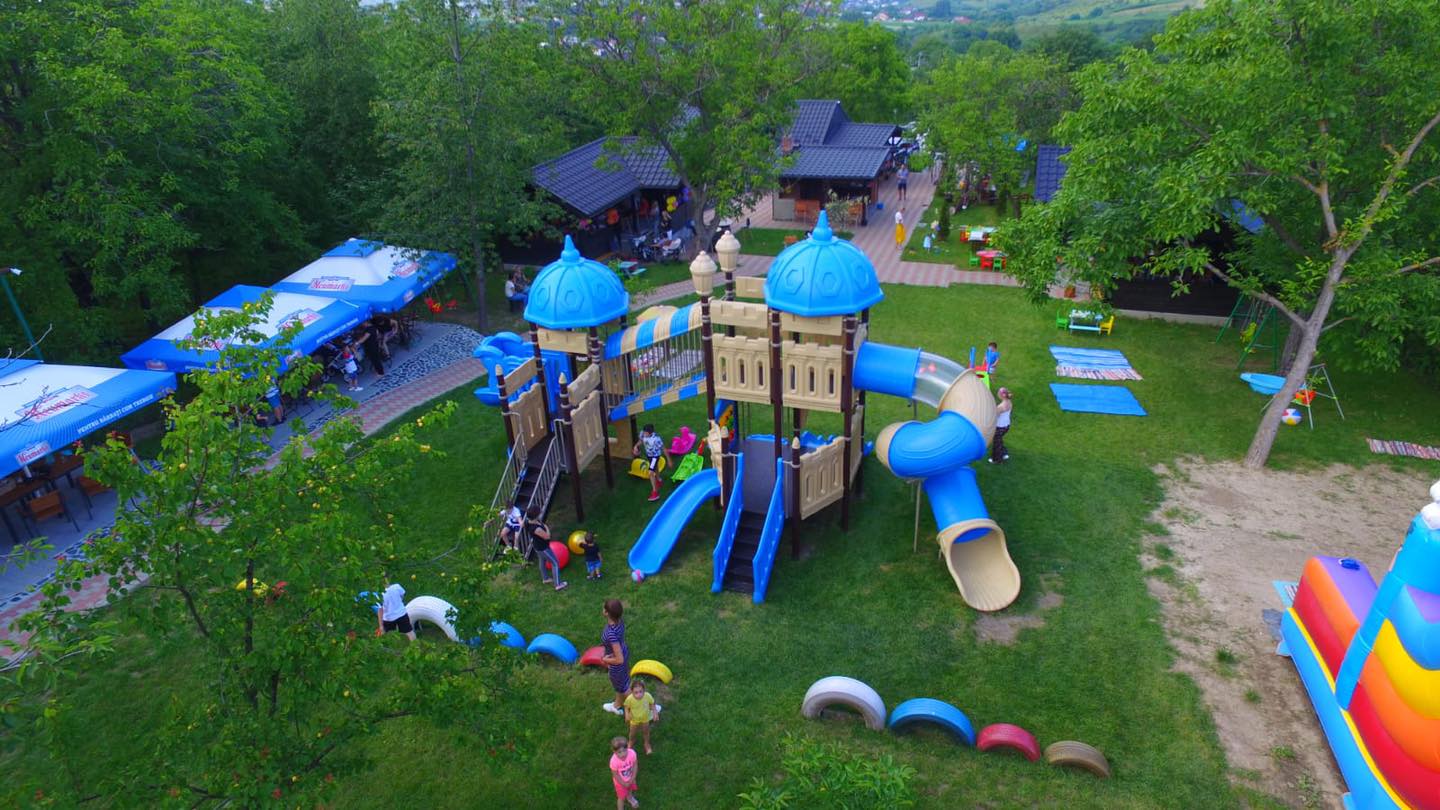 Amenajare complex de joaca exterior Hotel Riviera, Mamaia