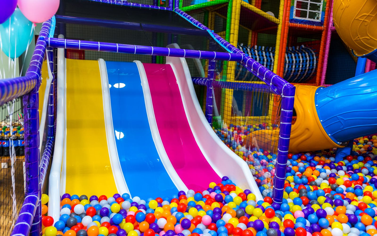 Amenajare loc de joaca de interior Play2Day, Galati