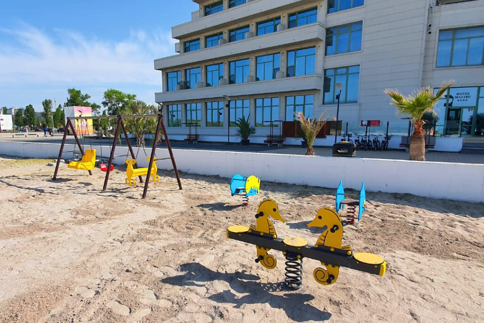 Amenajare complex de joaca exterior Hotel Malibu, Mamaia