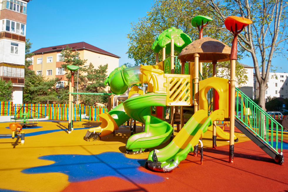 Amenajare complex de joaca exterior Primaria Zalau, Salaj