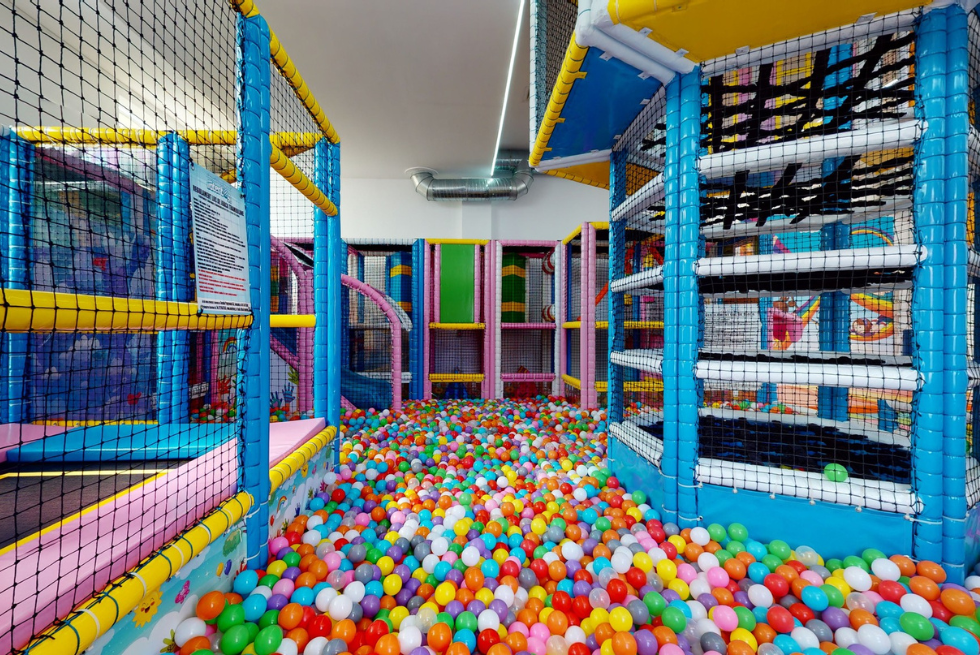 Amenajare loc de joaca de interior Zuzzy Kids, Botosani