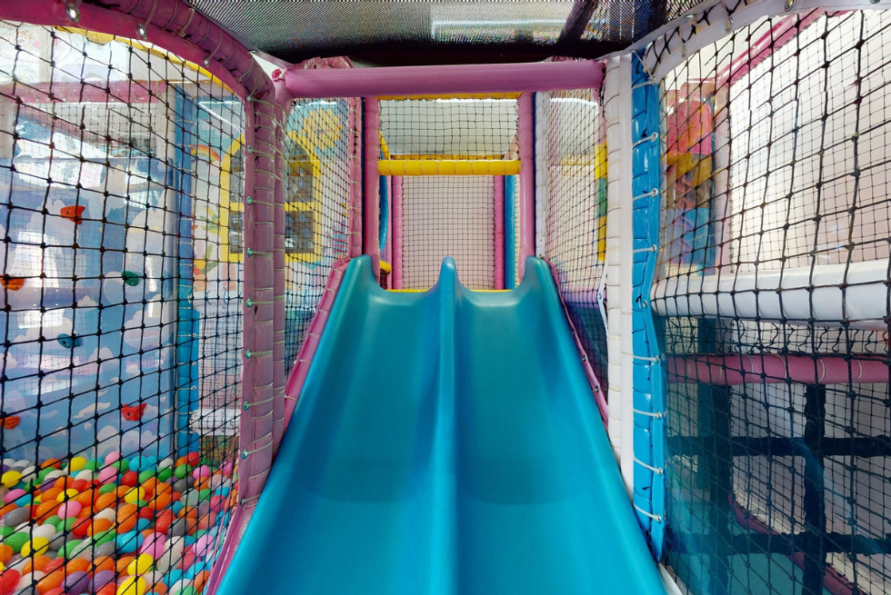 Amenajare loc de joaca de interior Zuzzy Kids, Botosani