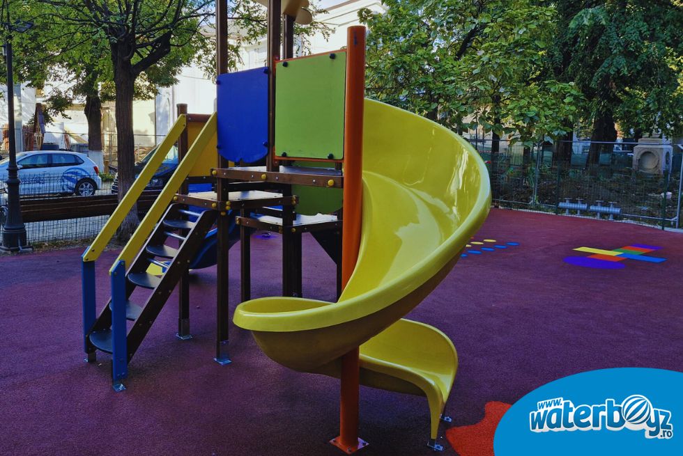 Designing outdoor playground Mavrogheni Kindergarten, Bucharest