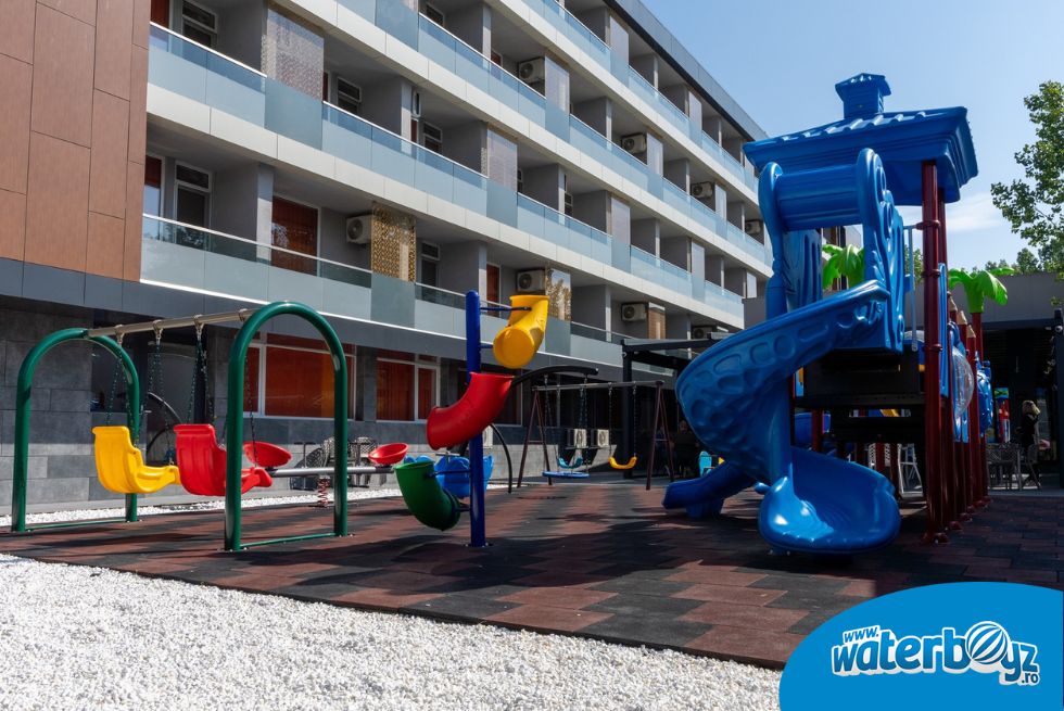 Amenajare loc de joaca exterior Hotel Dunarea Mamaia