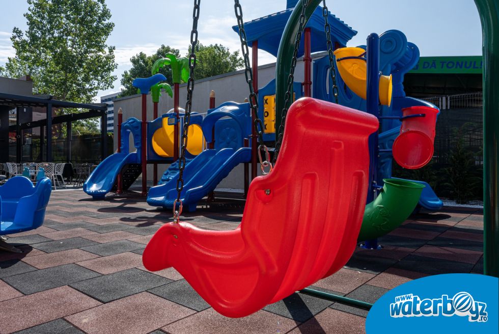 Amenajare loc de joaca exterior Hotel Dunarea Mamaia
