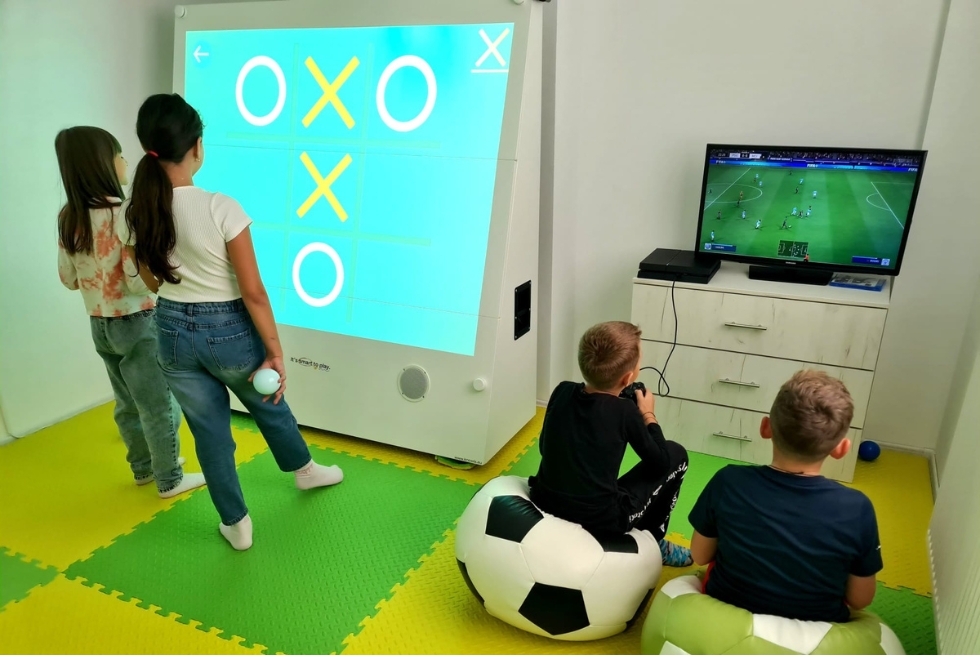 Amenajare loc de joaca de interior KidsClub Softplay, Comănești | Waterboyz