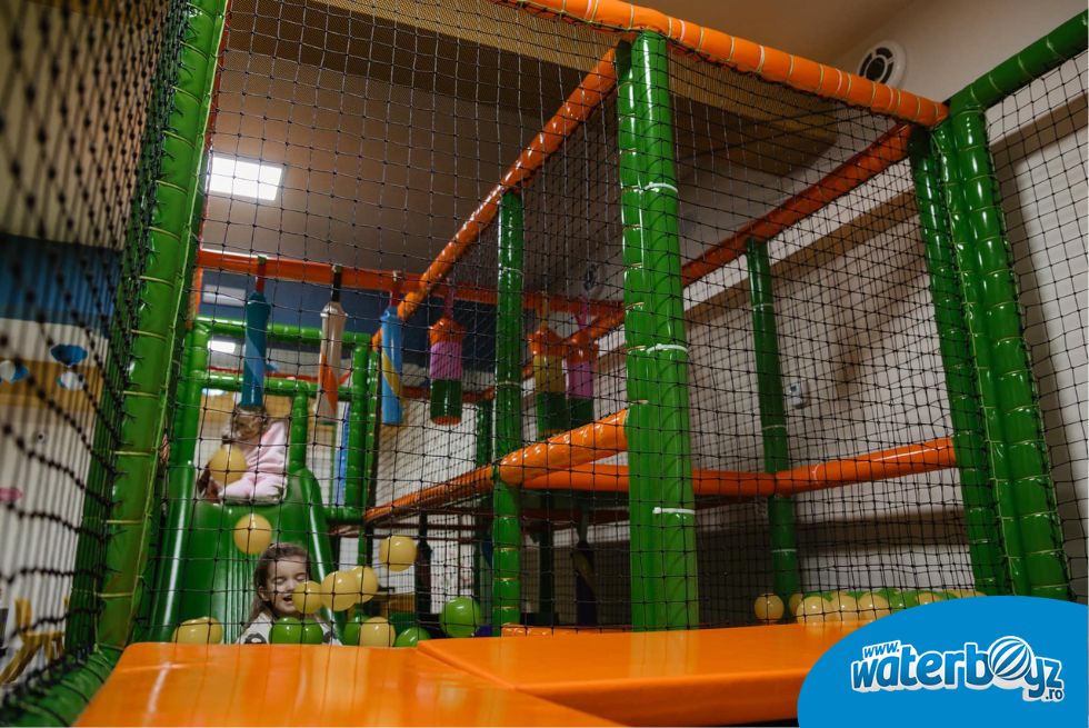 Indoor playground project AchiLand, Campulung Moldovenesc