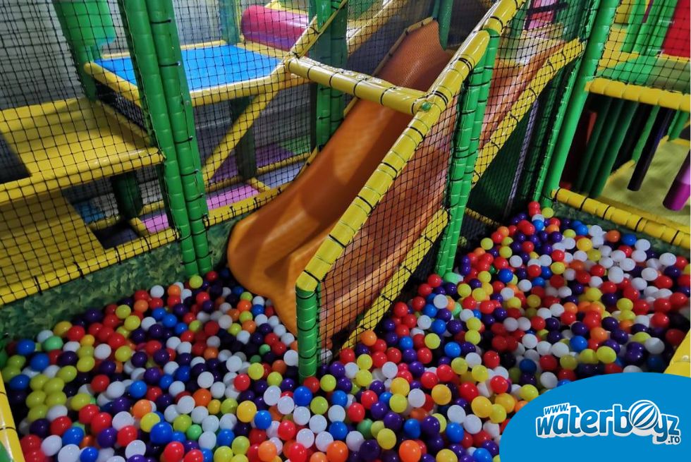 Designing indoor playground Diverti Junior, Arad