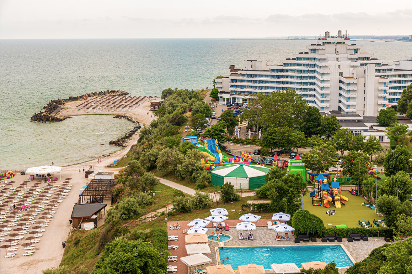 Amenajare complex de joaca exterior Hotel Capitol, Jupiter Mangalia