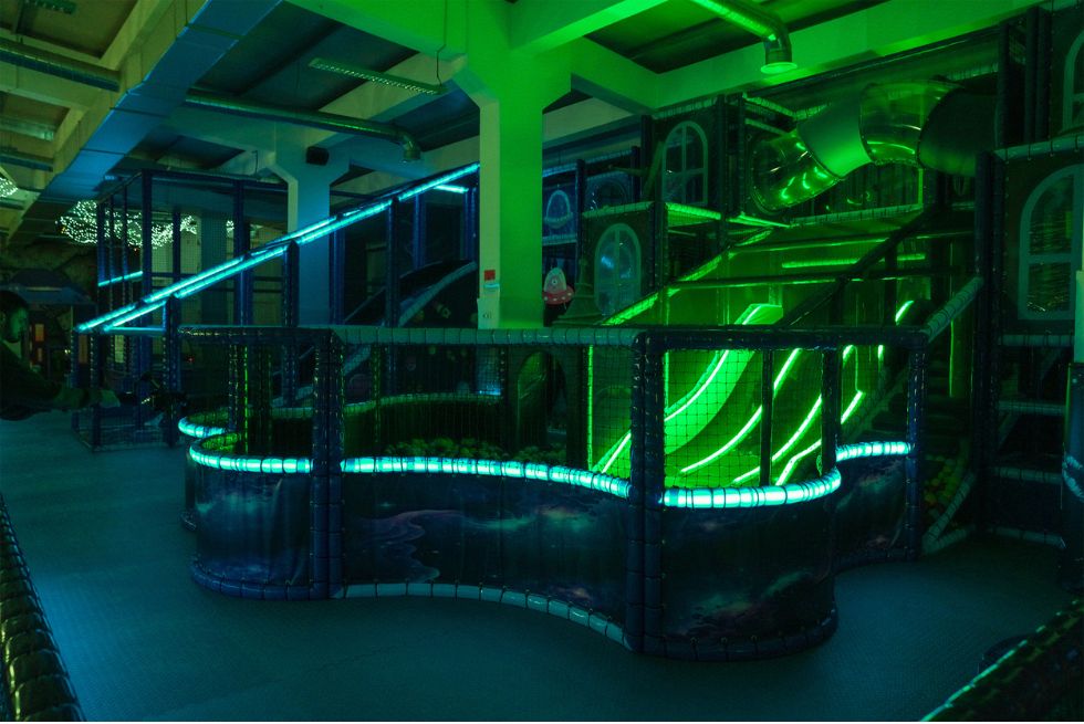 Craiova are primul loc de joaca cu LED din țară: un proiect Waterboyz