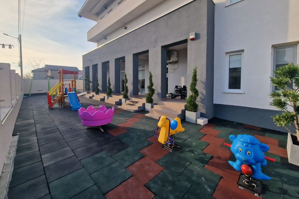 Loc de joacă nou la Așezăm&acirc;ntul &bdquo;Sf. Arsenie&rdquo; din Techirghiol | Waterboyz