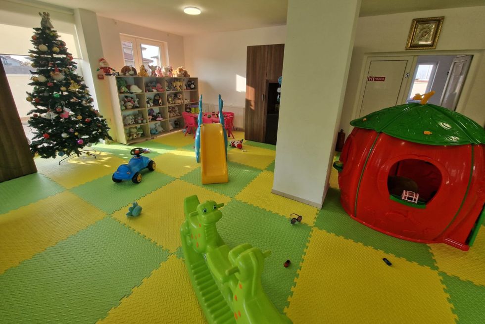 Loc de joacă nou la Așezăm&acirc;ntul &bdquo;Sf. Arsenie&rdquo; din Techirghiol | Waterboyz