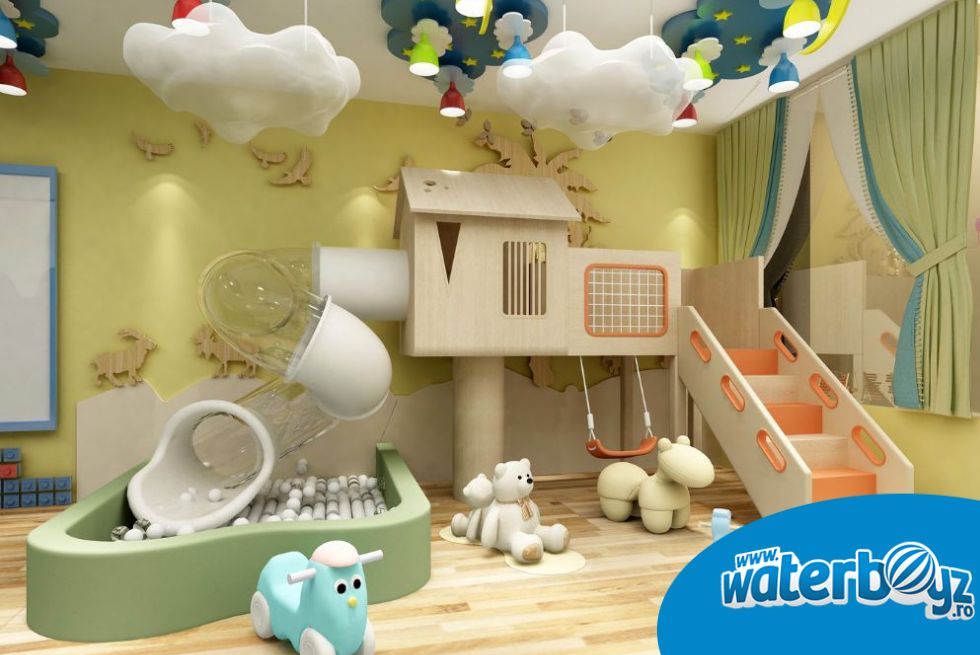Mini complex de joacă modular pentru interior, cu leagăn, tobogan spiralat semi-transparent, piscină cu bile, scară de acces și căsuță supraetajată. &Icirc;n zona frontală sunt integrate jocuri interactive pentru copii mici.