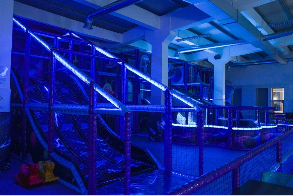 Craiova are primul loc de joaca cu LED din țară: un proiect Waterboyz