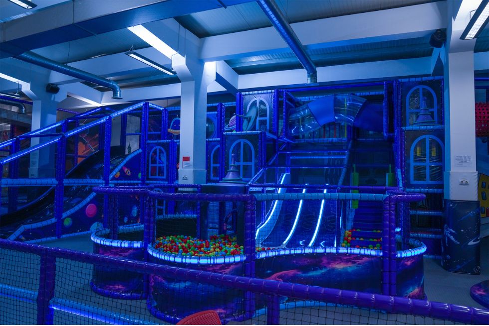 Craiova are primul loc de joaca cu LED din țară: un proiect Waterboyz